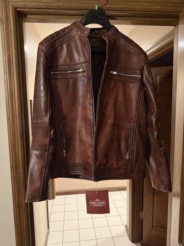 Large brown cafe - brown,