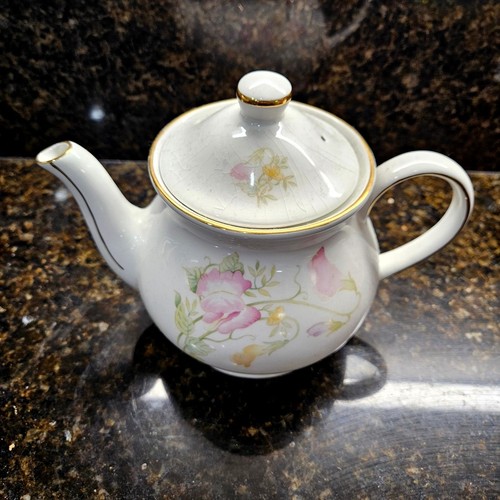 Windsor teapot bone china - windsor,