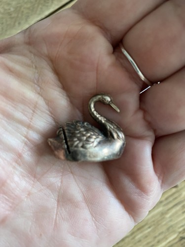 Set silver tone swan - of,