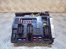 PEUGEOT 206 2006 1.4 PETROL MK1 FUSE BOX 9650618480
