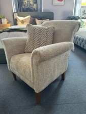 York small petite accent chair