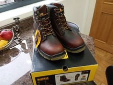 DeWalt Titanium Safety Boots