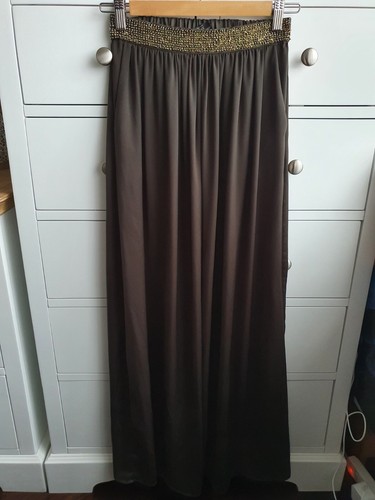 Zara long maxi skirt size - long,