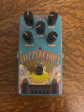 ZVEX Fuzz Factory guitar