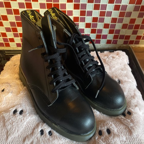 Womens style hole black - womens,