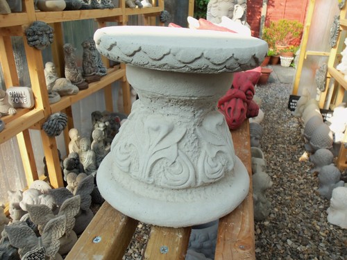Concrete garden statue - ,