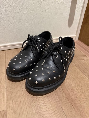 Martens 1461 hole black - martens,