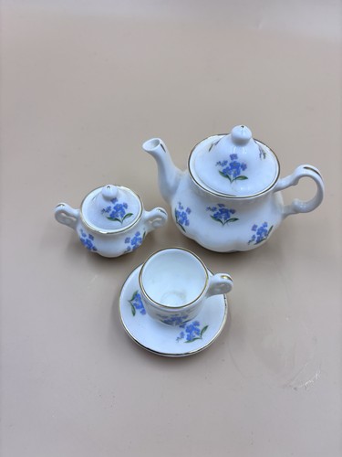 Art deco miniature - deco,