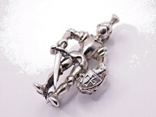 Vintage Sterling Silver Knight in Armour with Sword & Shield Brooch. 