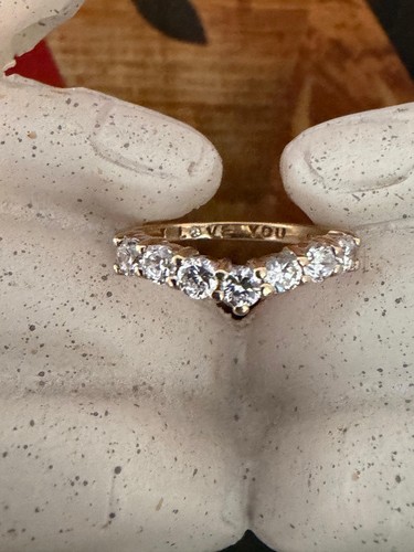 Vintage 9ct gold - gold, "i