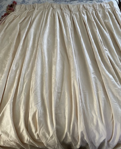 Pleated drapery single - drapery,
