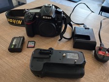 Nikon d7000 dslr - nikon,