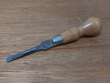 Vintage Footprint Turnscrew