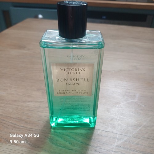 Victoria secret bombshell - victoria’s,