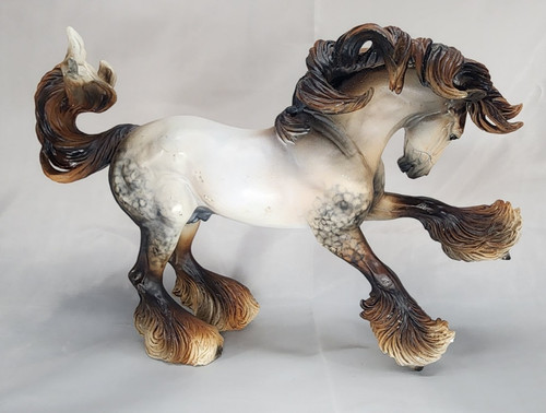 Breyer gypsy vanner - gypsy, custom