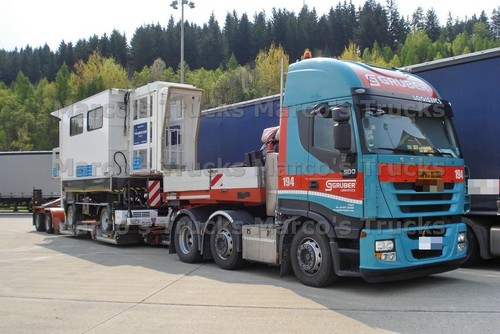 Truck photo iveco - truck,