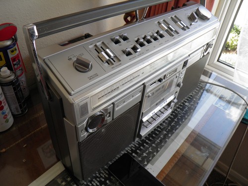 Hitachi trk 8290e boombox - trk-8290e,