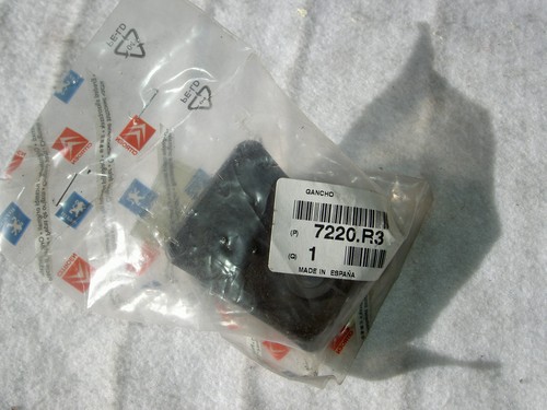 Cab partition panel stop - cab,