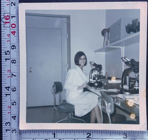 1965 woman scientist - woman,