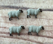Farm Toys 4 X  Black Faced Sheep Figures Believed To Be Britains