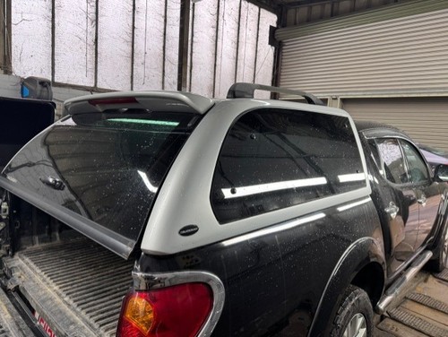 Mitsubishi l200 canopy - mitsubishi, top