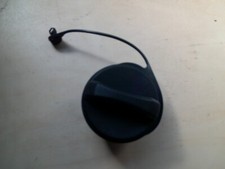 GENUINE 2002-2008 FORD FIESTA PETROL / DIESEL FUEL CAP WITH ANTI LOSE CORD