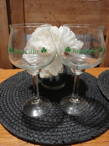 Irish coffee glasses - -, unusual