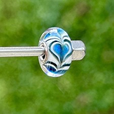 Authentic genuine trollbeads