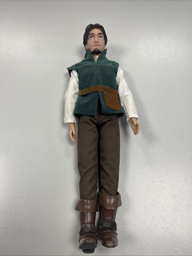 Disney store tangled flynn - store,