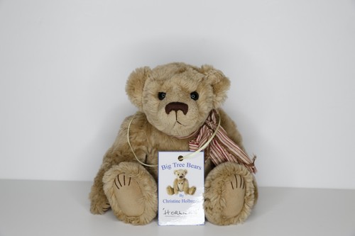 Big tree bears christine - tree, by