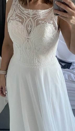 Lux love wedding dress size - love,