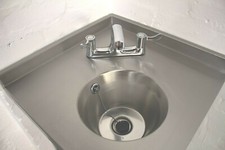 Universal Corner Station For Modular Bar With Handwash