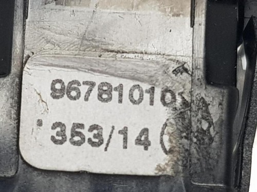 96781010 button 1849809