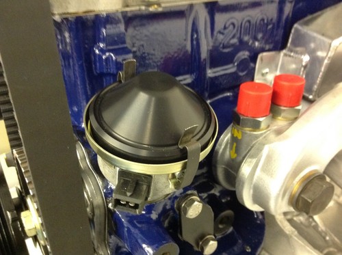 Cosworth distributor - yb,