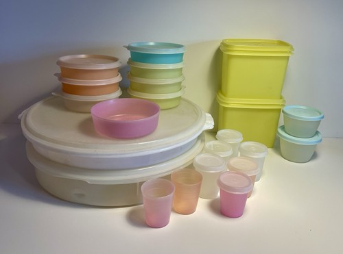 Large lot vintage tupperware - large,