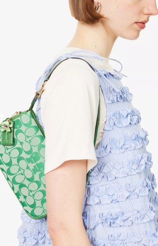 Coach brain dead signature - dead,