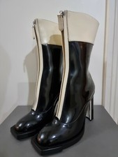 ALEXANDER MCQUEEN BLACK & OFF WHITE PATENT LEATHER HIGH HEEL BOOTS  UK 4