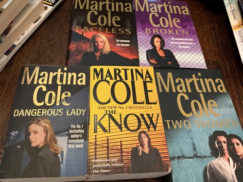 Martina cole paperback - x,