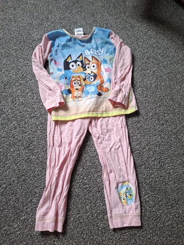 Bluey pyjamas size 4 - size, 3-4