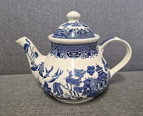 Churchill england blue willow - churchill,