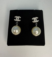 CHANEL Silver Tone Pearl Ball