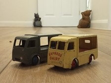 Dinky Toys Dairy Milk Float X2