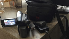 Canon md205 mini camcorder - canon,