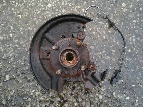 Ford fiesta zetec stub axle - ford,