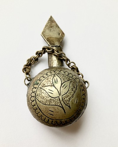 Vintage mini perfume bottle - vintage,