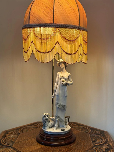 Dear italy elegant lady table - elegant,