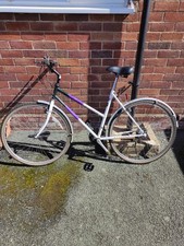 Hybrid bike Raleigh Pioneer, 20" frame in Oswestry