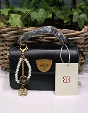 Bessie London Womens Black