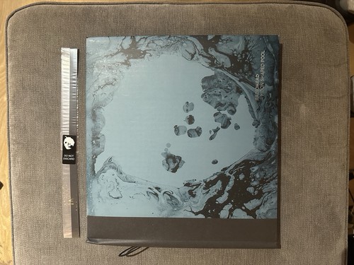 Radiohead moon shaped pool - radiohead,