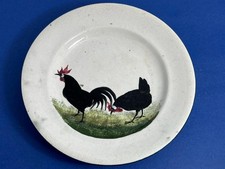 NICE ANTIQUE SCOTTISH WEMYSS POTTERY BLACK COCKEREL & HEN 7" PLATE C.1900